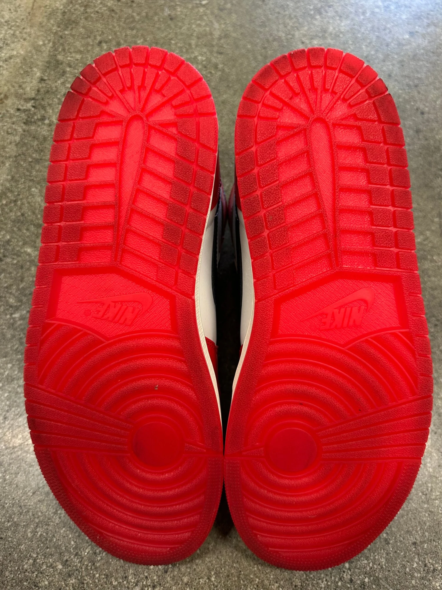 AIR JORDAN 1 HIGH ACROSS THE SPIDER VERSE - SIZE 10 (WORN) - SUPER CLEAN 4 AIR JORDAN 1 HIGH ACROSS THE SPIDER VERSE - SIZE 10 (WORN) - SUPER CLEAN - Image 4