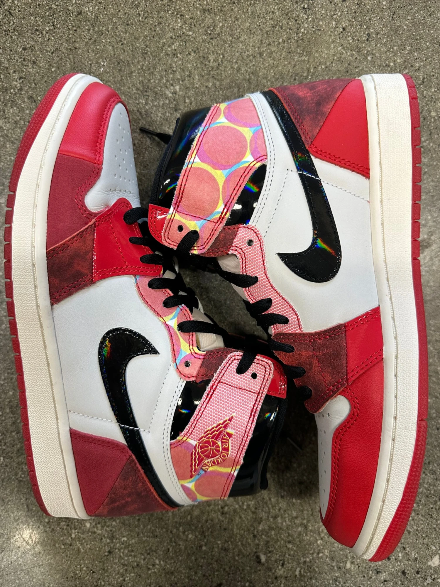 AIR JORDAN 1 HIGH ACROSS THE SPIDER VERSE - SIZE 10 (WORN) - SUPER CLEAN 1 AIR JORDAN 1 HIGH ACROSS THE SPIDER VERSE - SIZE 10 (WORN) - SUPER CLEAN